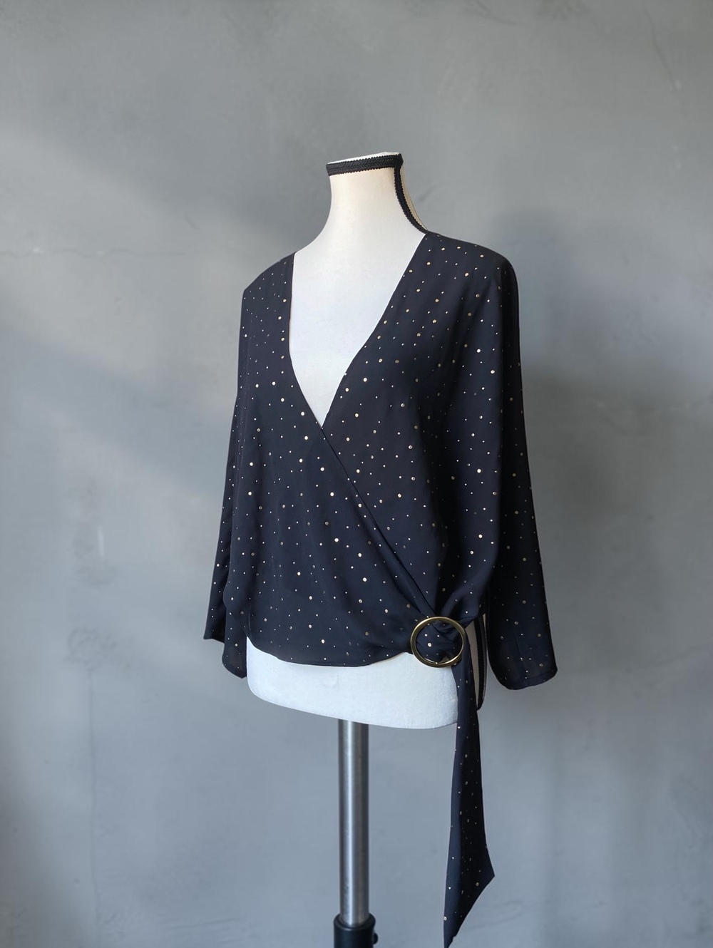 Express Womens Wrap Top Blouse M Side Tie Ring Black Gold Dot Polyester Party